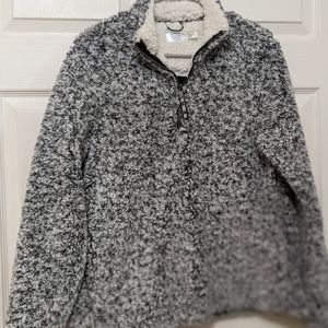 Women's Time And Tru Plush Black/White  Sweatshirt Top Size (8-10) Pre-owned